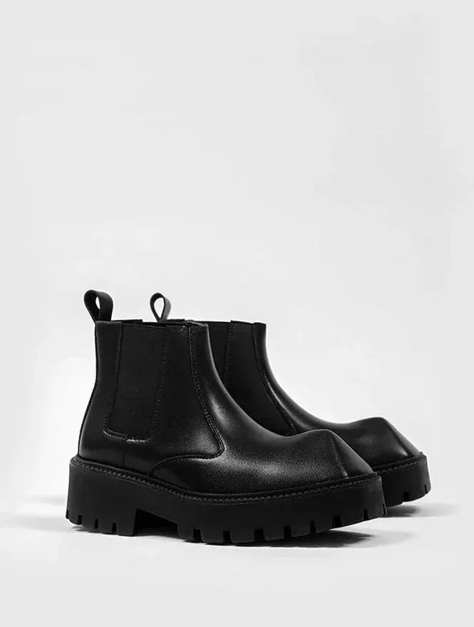 Amozae- Eungam Angled Toe Chelsea Boots