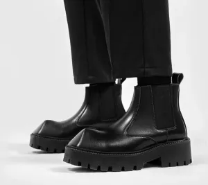 Amozae- Eungam Angled Toe Chelsea Boots