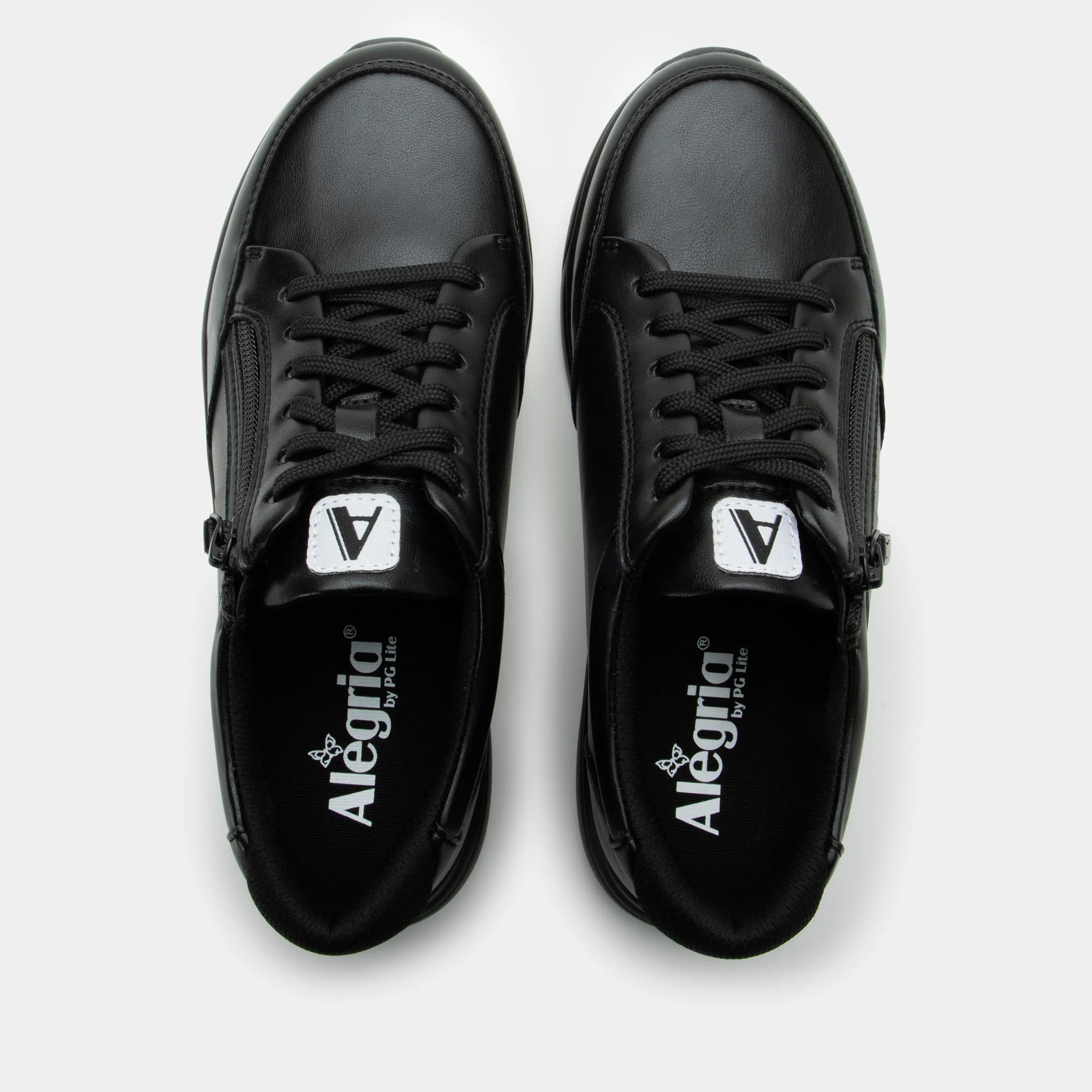 Eazeer Black Out Shoe