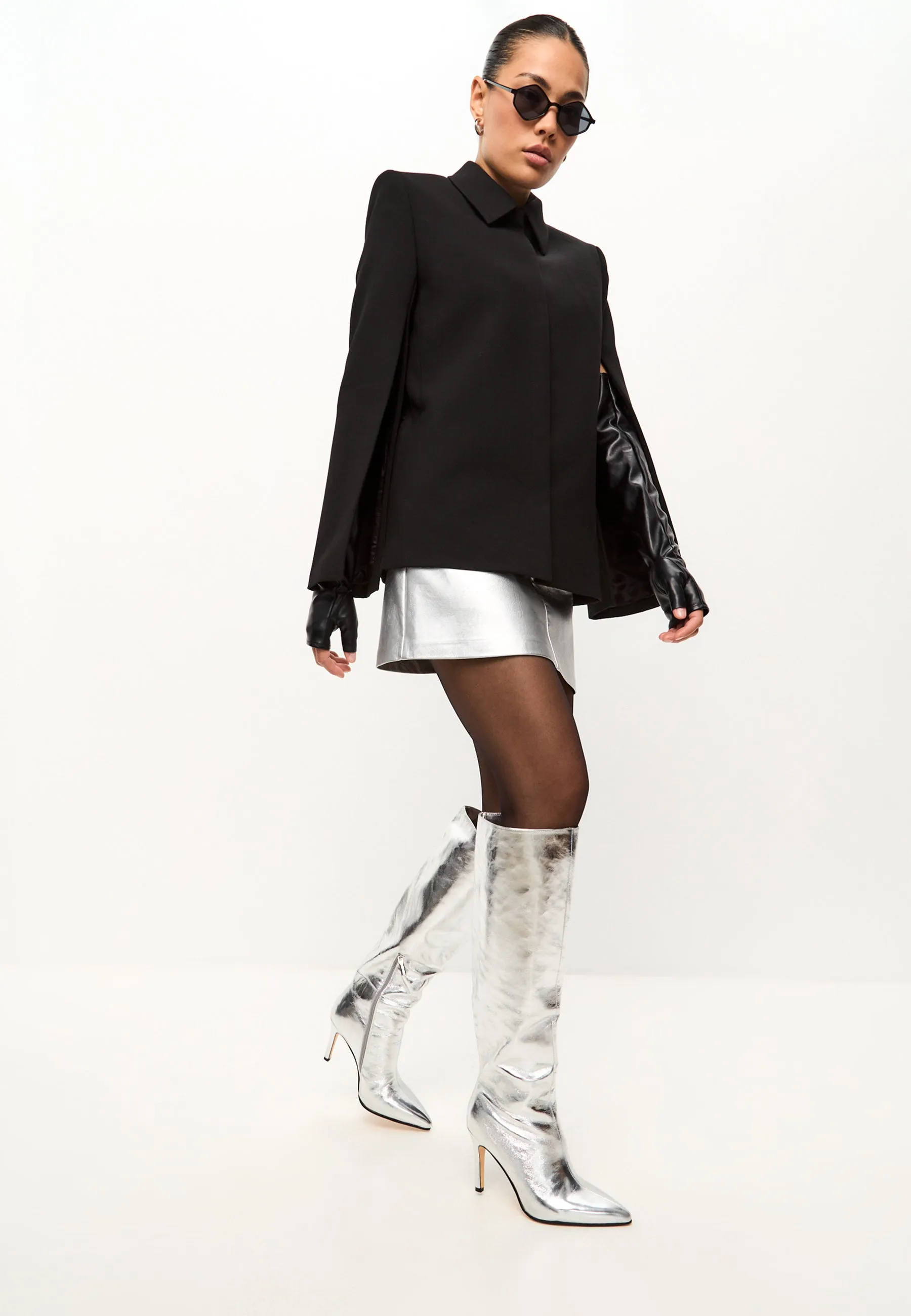 Elegant Stiletto Knee-High Boots Reyna - Silver