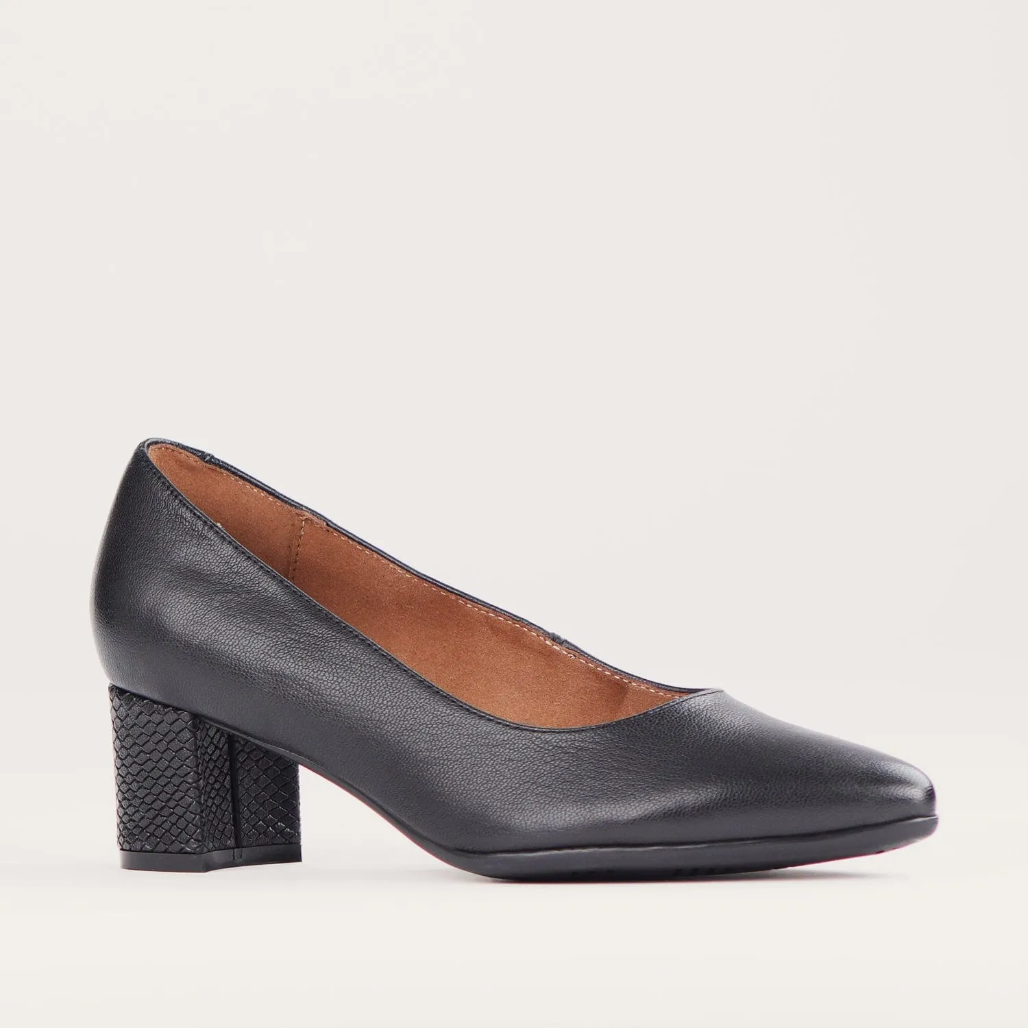 Pointed Block Heel Court Shoes in Black - 12604