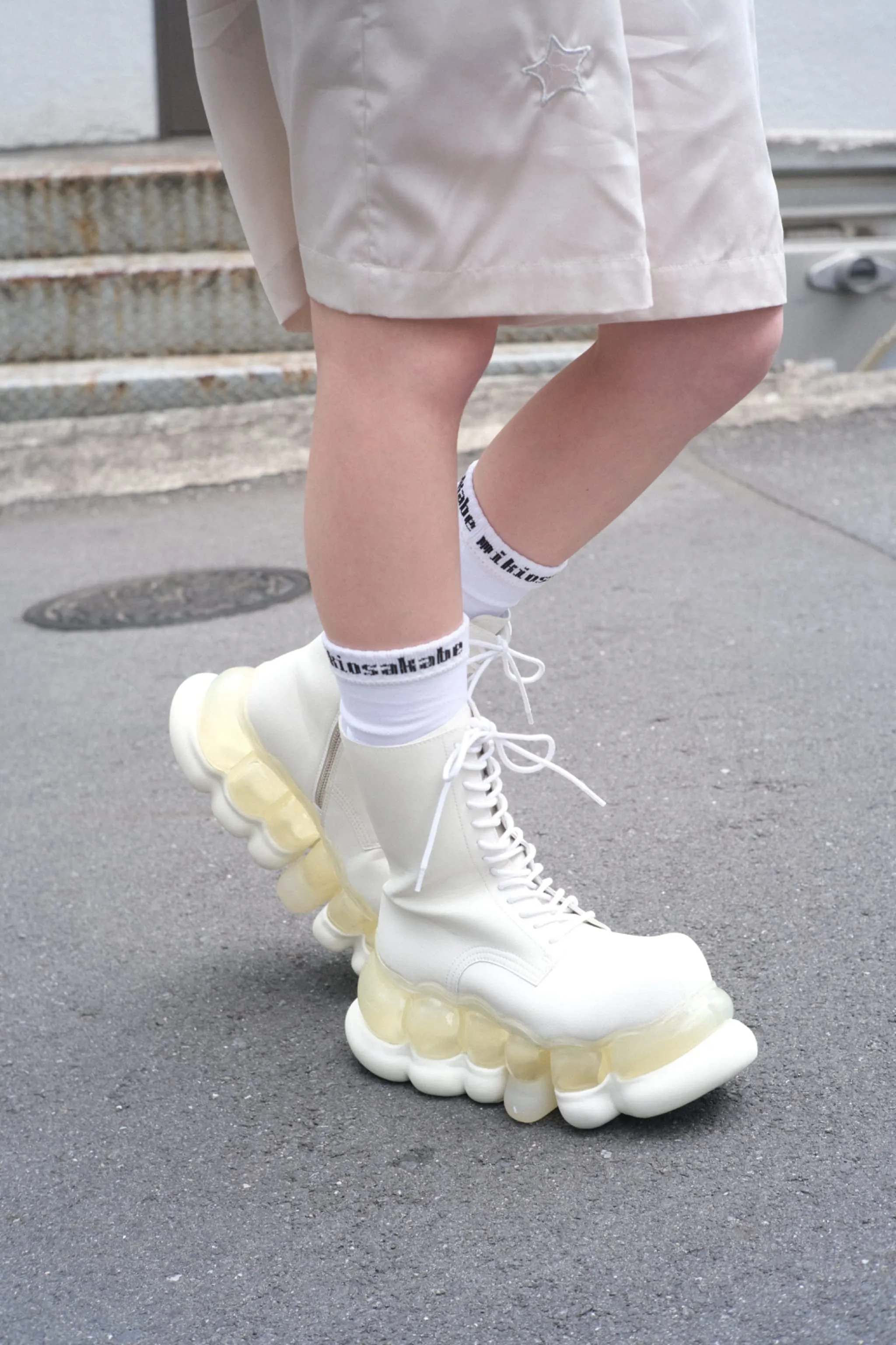 "Jewelry" Ark Boots / White