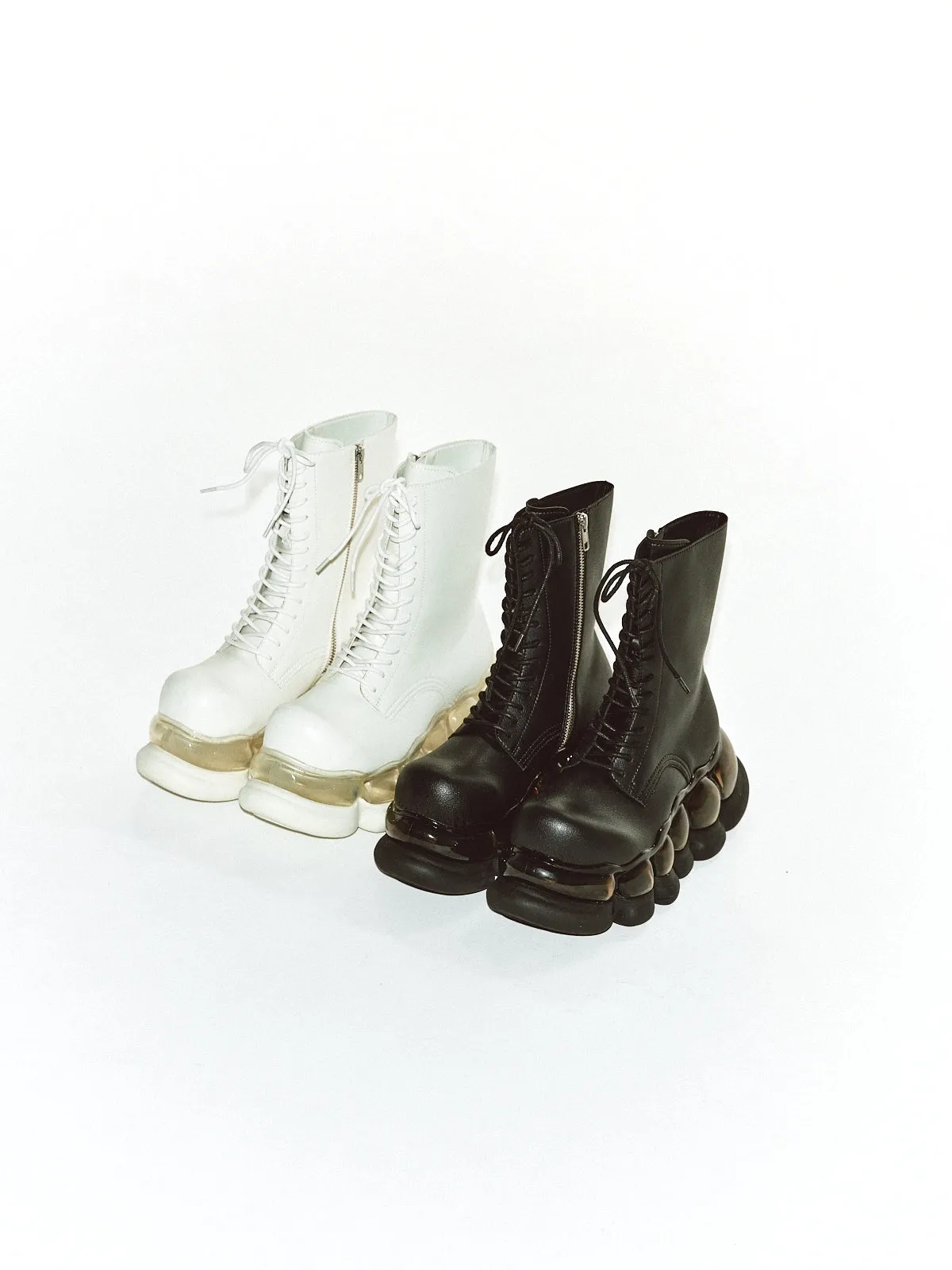 "Jewelry" Ark Boots / White