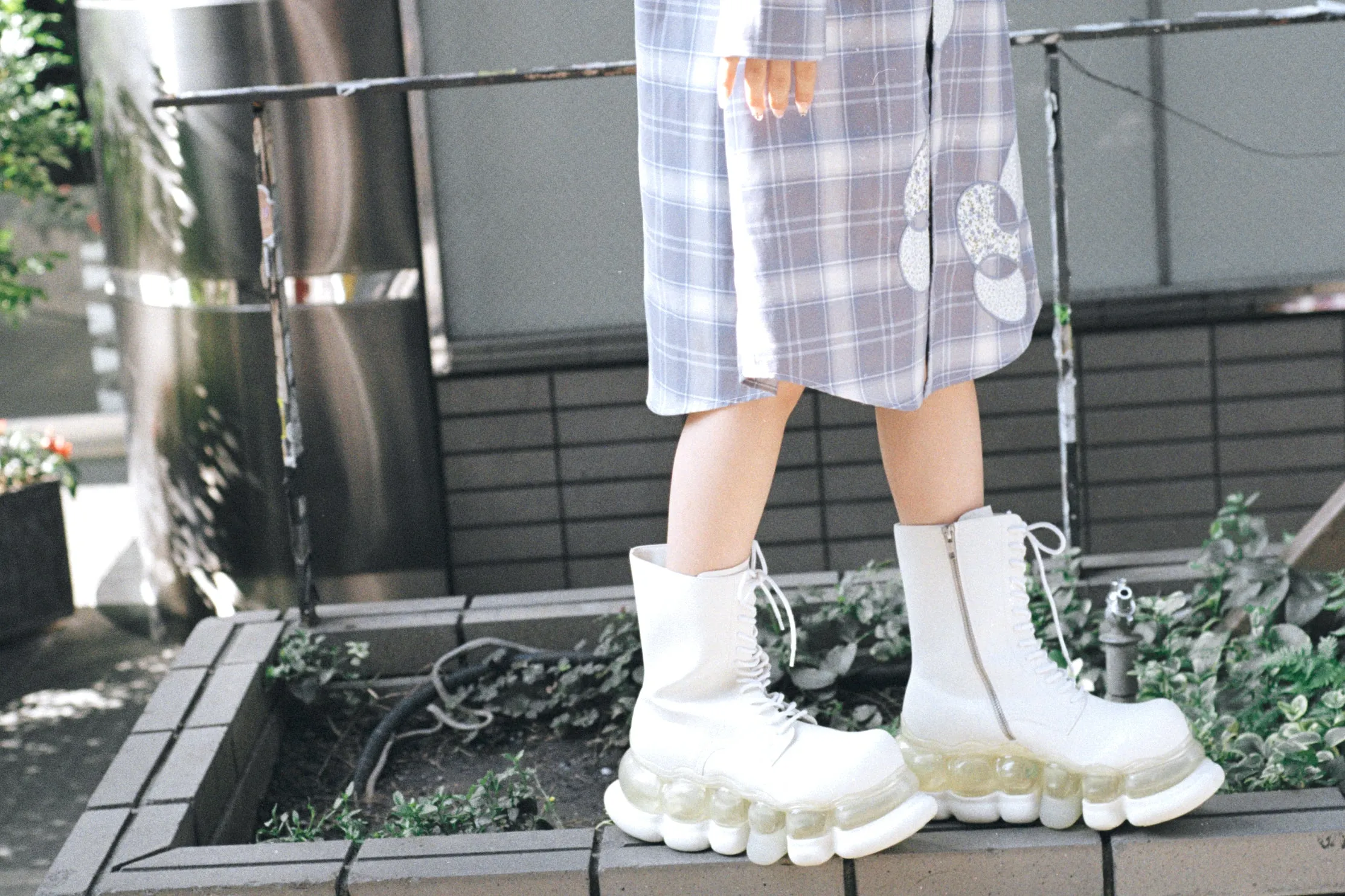 "Jewelry" Ark Boots / White