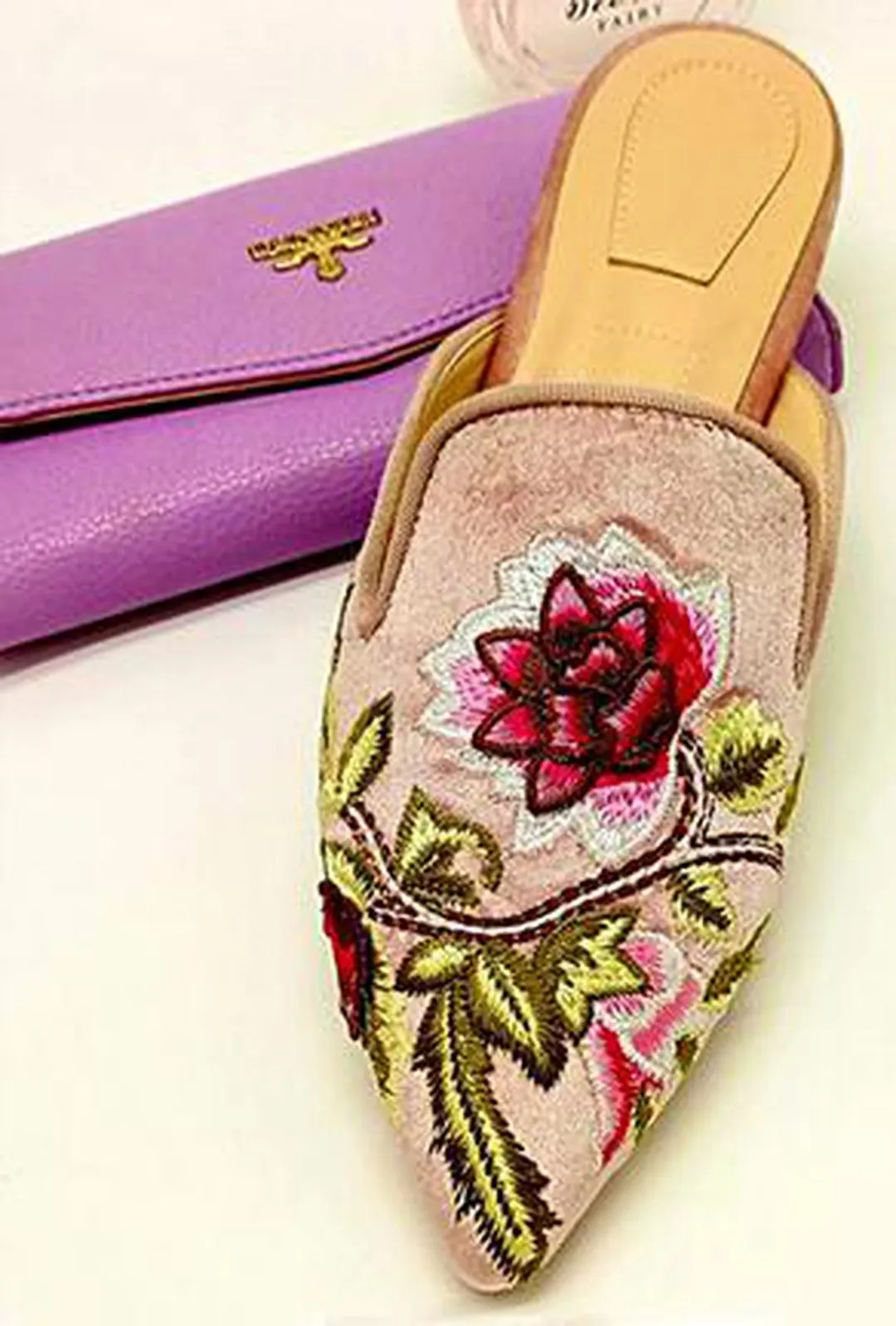 RUE - EMBROIDER MULE SLIPPER