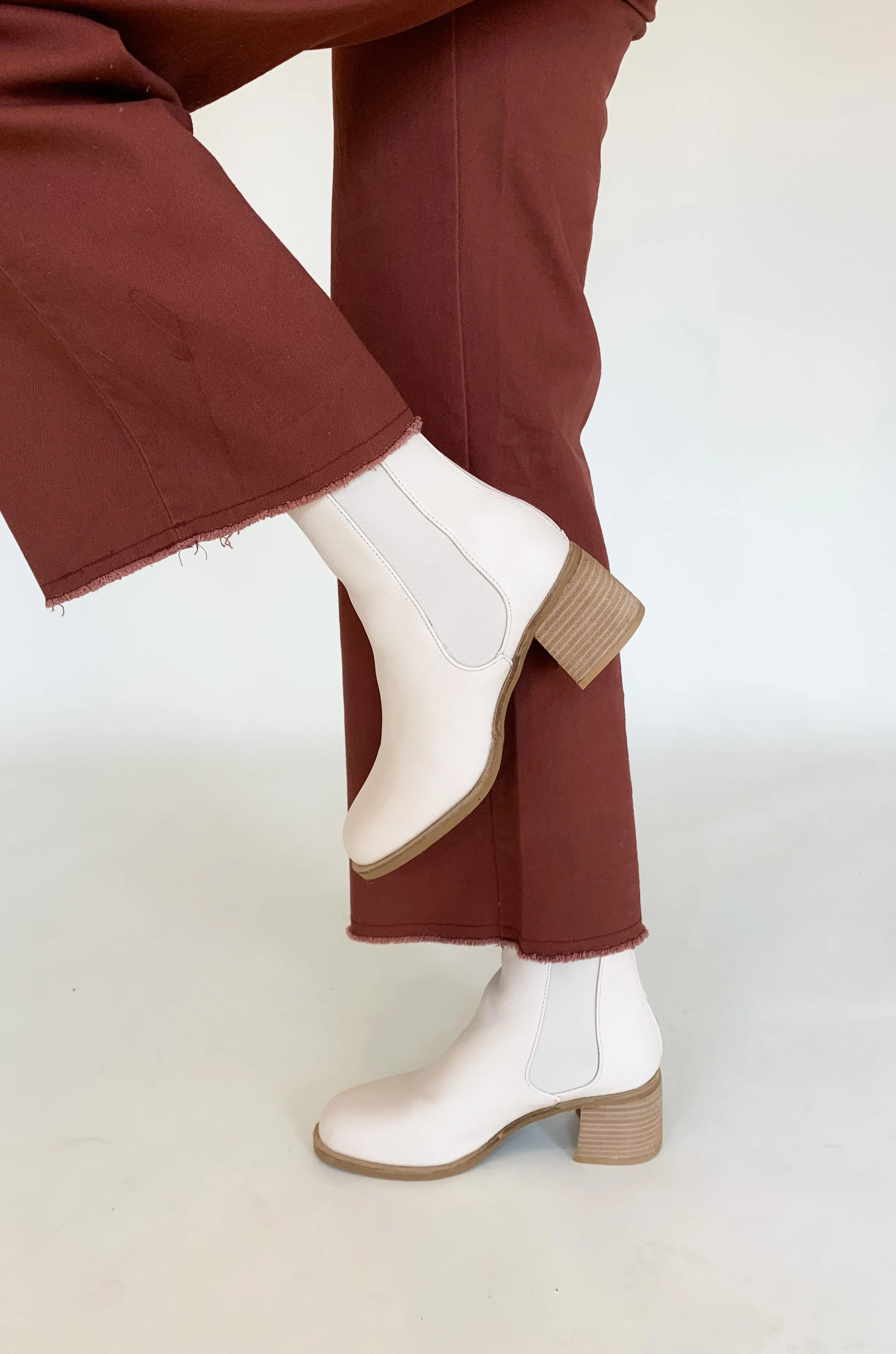 Villa Creamy Nude Side Elastic Bootie